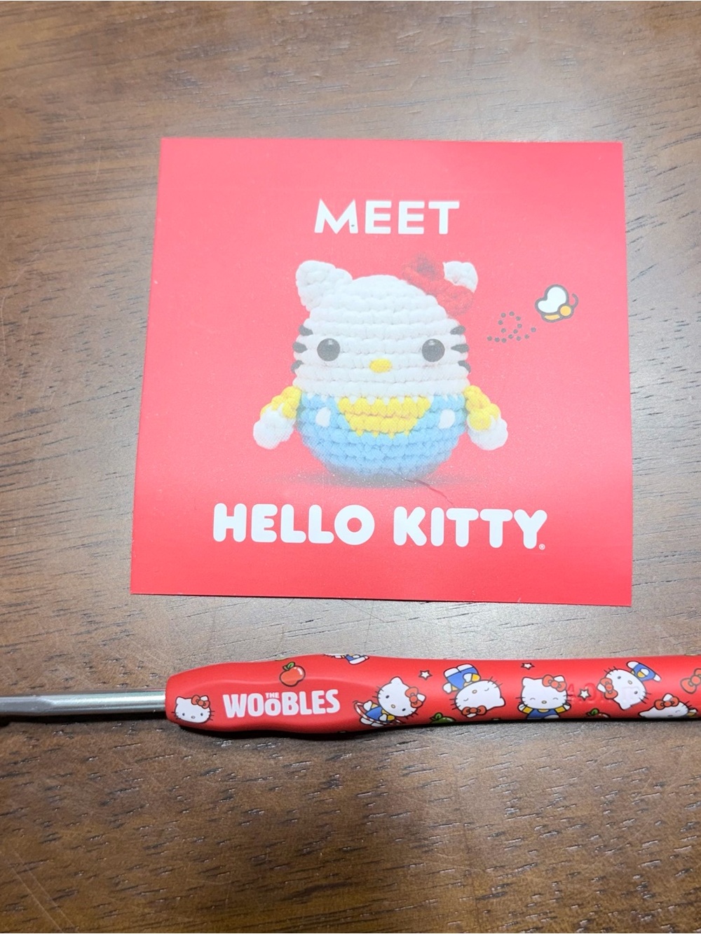 The Woobles X Hello Kitty Kids Crochet Hook - Red Handle w/ Hello Kitty, 4mm NEW